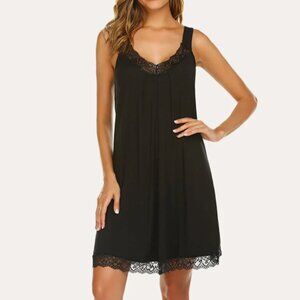 Ekouaer Cozy Lace Patchwork Slip Nightdress